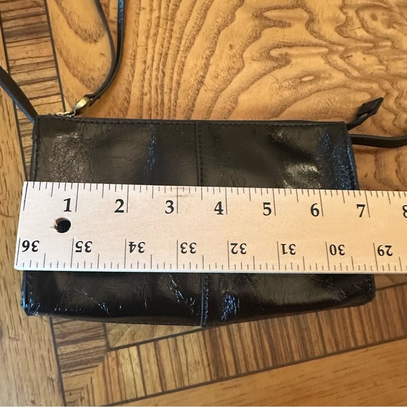 HOBO Glossy Black Leather Shoulder Crossbody Bag - Picture 7 of 8